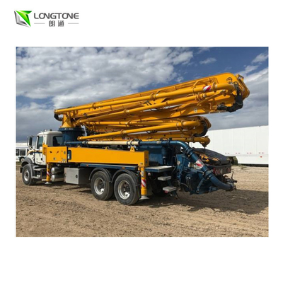 ปั๊มคอนกรีตรถบรรทุก 25T ใช้สูงสุด ความสูงในการส่ง 24 - 36 M ความจุถังน้ำมัน 320L